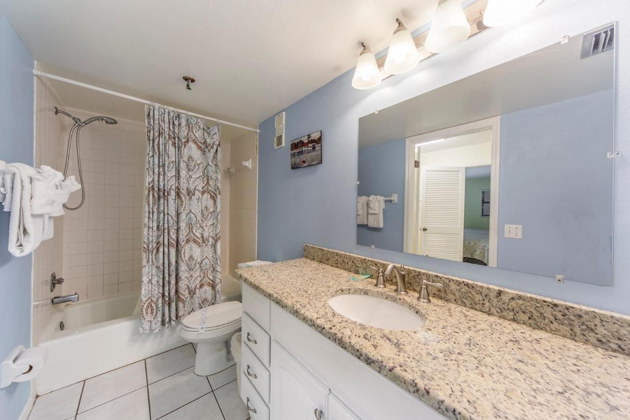 407 Beach Place Condos St. Pete Beach Luaran gambar